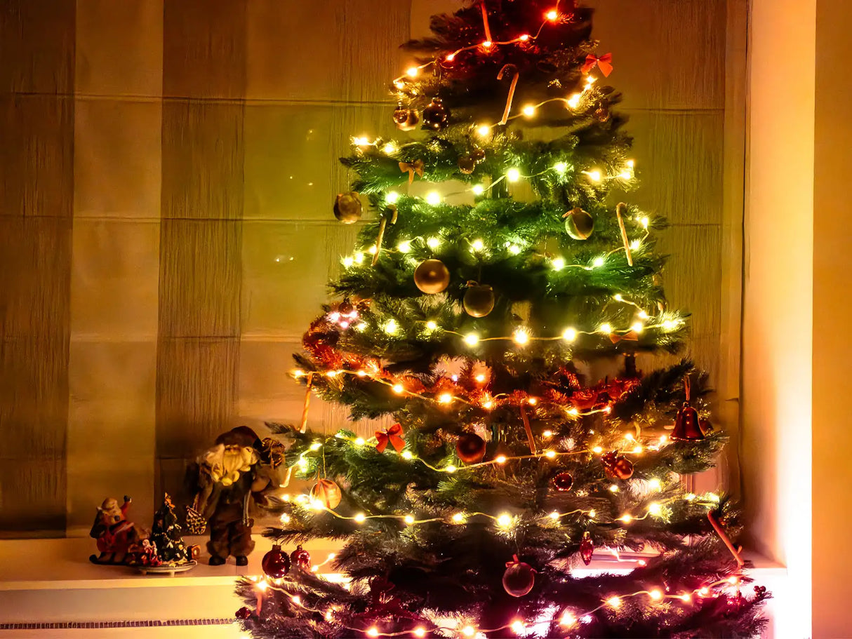 Lumières de Noël LED intelligentes Guirlande lumineuse RVB 10 mètres Contrôle par application 5 watts