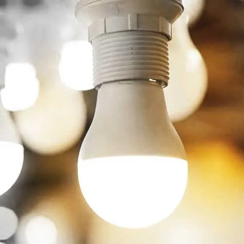 Ampoule LED E27 7W A60 3000K