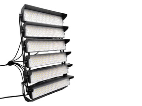 LED Sportveldverlichting 1500W kantelbaar 170lm/W met Philips-driver, voorkant in beeld en (foto 1)